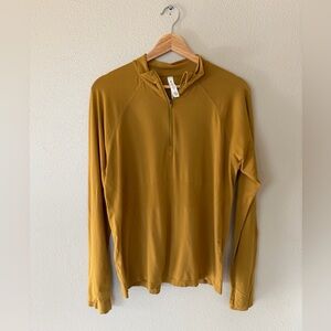 Athleta Women’s Momentum Half Zip Pullover Athletic Sporty Top Gold Size XL